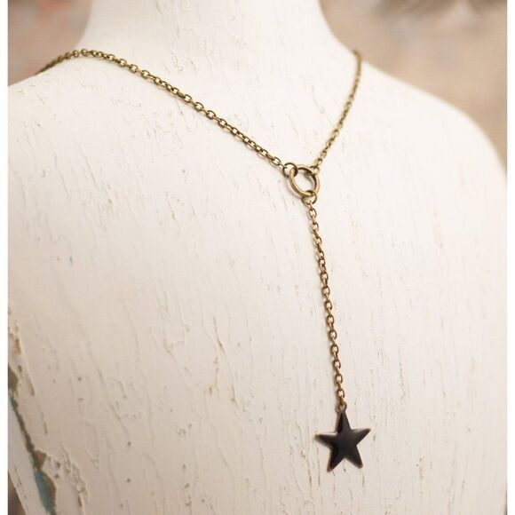 Black Star Necklace  - Picture 2 of 3